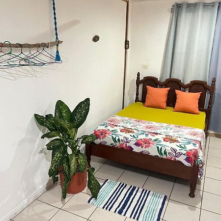Ferienwohnung Mochis Quepos Exterior foto